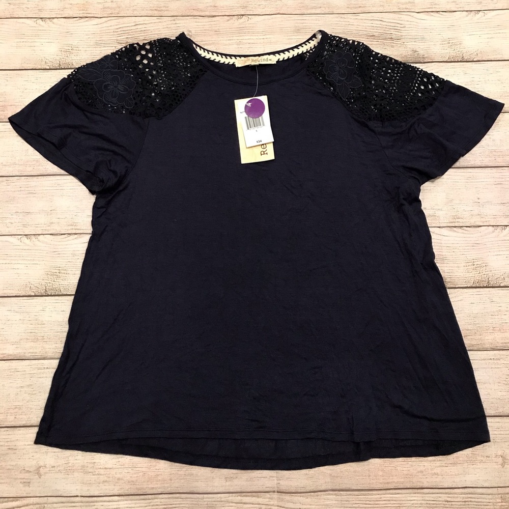 NWT Rewind Short Sleeve Eyelet Shoulder Top Size L